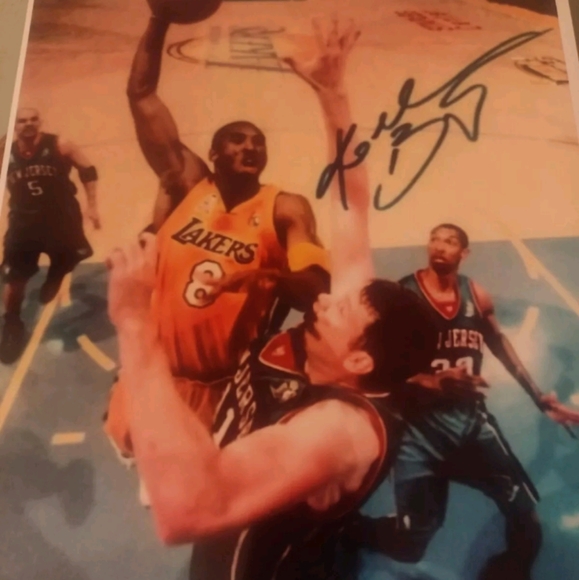 NEW!💯 KOBE BRYANT LAKERS 8.5x11 ULTRA GLOSSY VINTAGE REPRINT BASKETBALL POSTER! - Picture 3 of 8